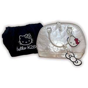 Hello Kitty x Loungefly Collab Tote Bag in Pearl